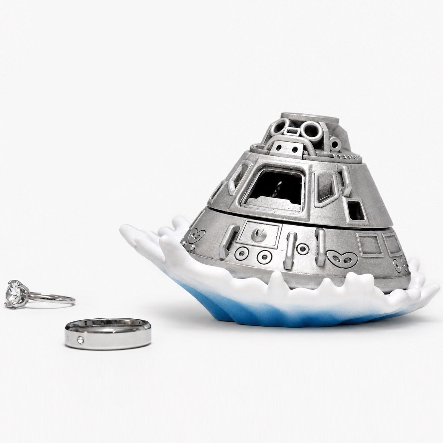 all-groups Front view of Apollo 11 Command Module Ring Box showing detailed design
