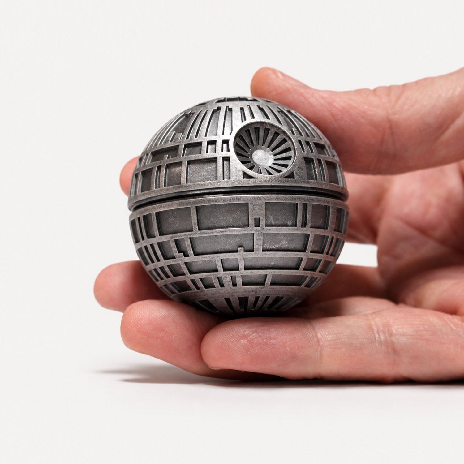 all-groups Front view of Black Star Ring Box showing detailed design in hand