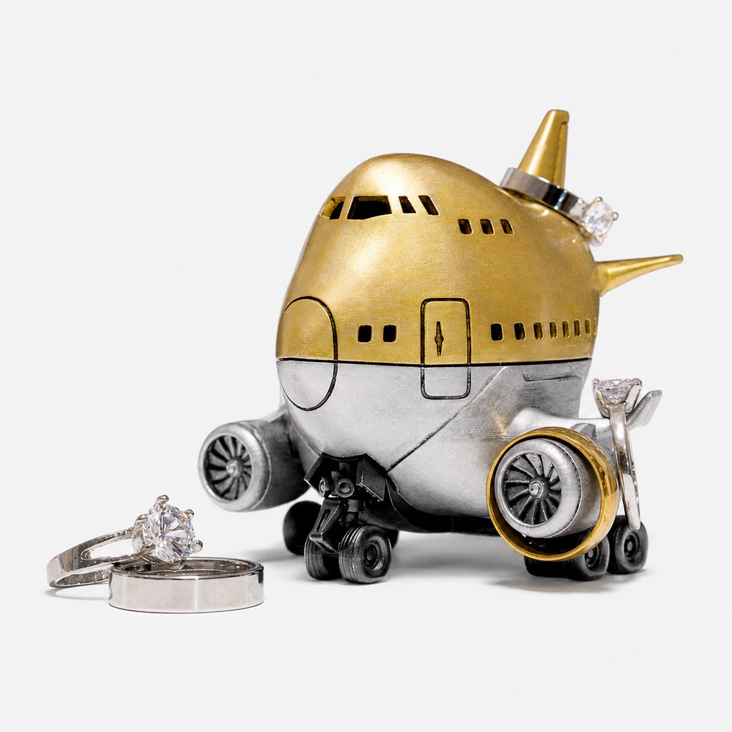 all-groups Front view of Boeing 747 Airplane Ring Box showing detailed design