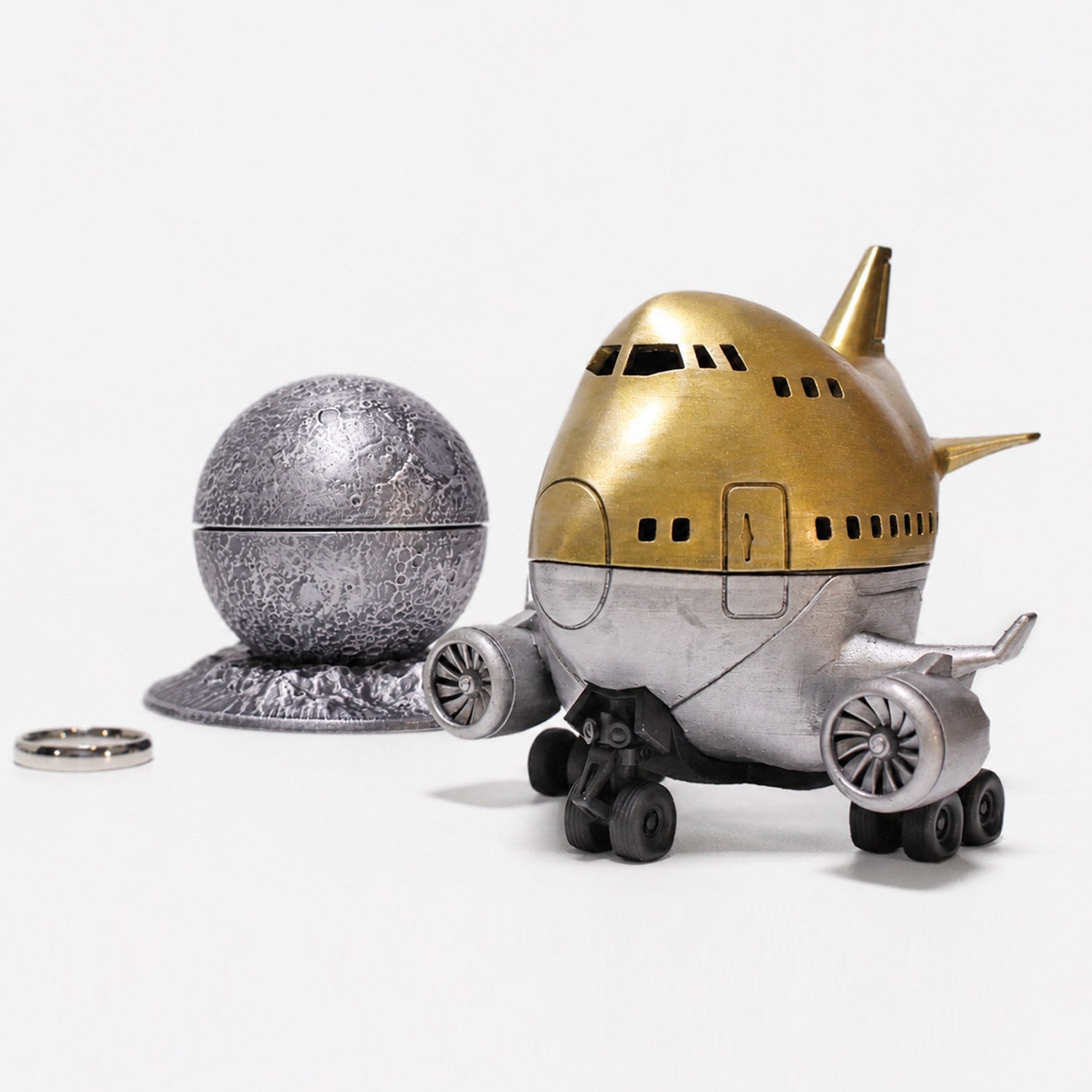Full Moon Boeing 747 Airplane Ring Box Romantic Collection